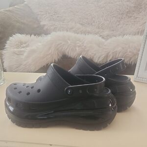 Crocs Platform Crush sz 10, Black
